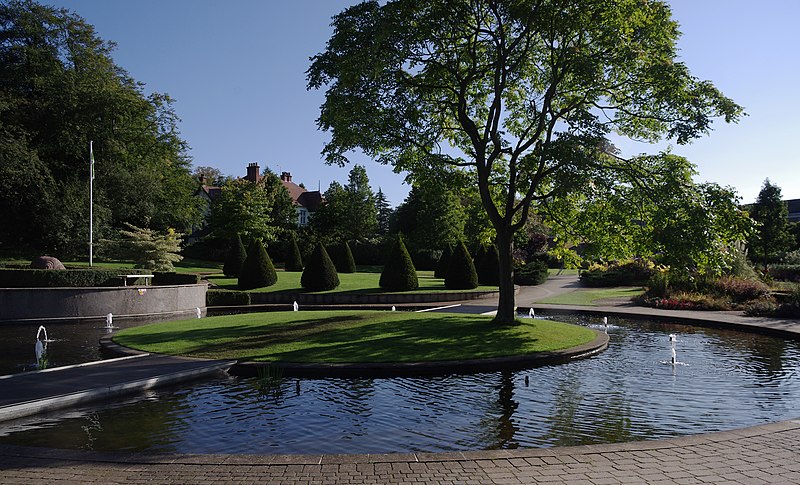 University_Park_MMB_W2_Millennium_Garden